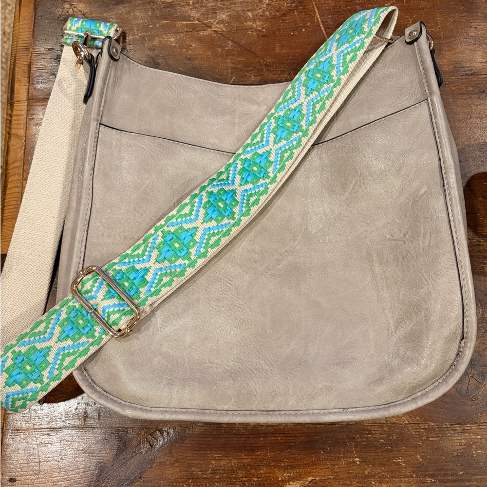 Stylish Tan Leather Bag with Patterned Strap